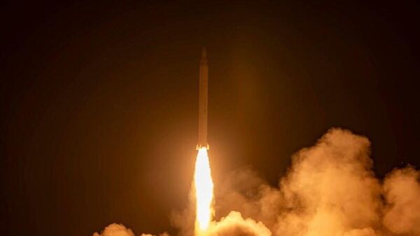 Iranian missile launched towards Israel  - Sputnik International