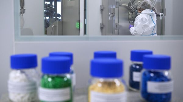 Drugs produced by the R-Opra pharmaceutical plant, part of R-Pharm Group, are seen at the production line at Technopolis Moscow special economic area, in Zelenograd, Moscow, Russia - Sputnik International