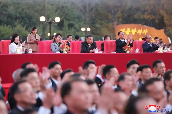 A choir performed several patriotic songs, including “Long Live the Workers’ Party of Korea”, “Care of My Destiny”, “Song for the Motherland” and “Passion”, culminating with the national anthem of the DPRK - Sputnik International