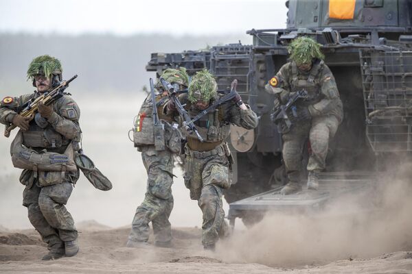 German soldiers are seen here participating in an international military exercise in Lithuania. - Sputnik International