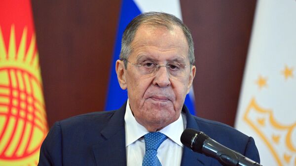 Russian Foreign Minister Sergey Lavrov attends a news conference following a meeting of the Commonwealth of Independent States (CIS) Foreign Ministers Council in Moscow, Russia - Sputnik International