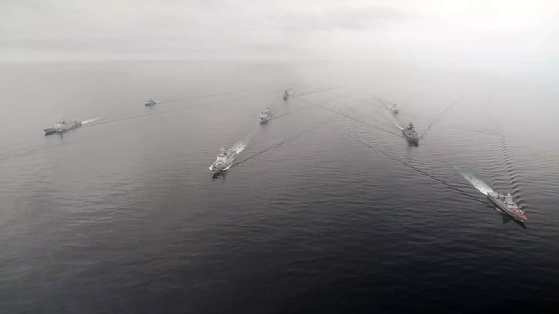 In this handout video grab released by the Russian Defence Ministry, Russian and Chinese Navy ships sail during Russia-China joint naval exercises in the Sea of Japan, China - Sputnik International, 1920, 04.11.2024