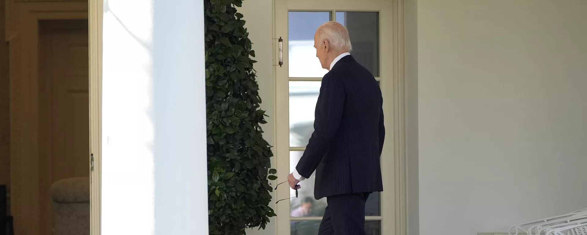 President Joe Biden departs after speaking in the Rose Garden of the White House in Washington, Thursday, Nov. 7, 2024.  - Sputnik International, 1920, 10.11.2024