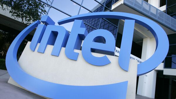 Intel logo outside their Robert N. Noyce building in Santa Clara, Calif., in July 16, 2007 file photo.  - Sputnik International