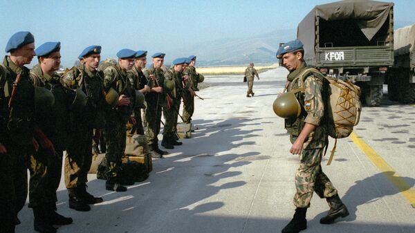 Russian peacekeepers deployed in Kosovo, July 1999. - Sputnik International