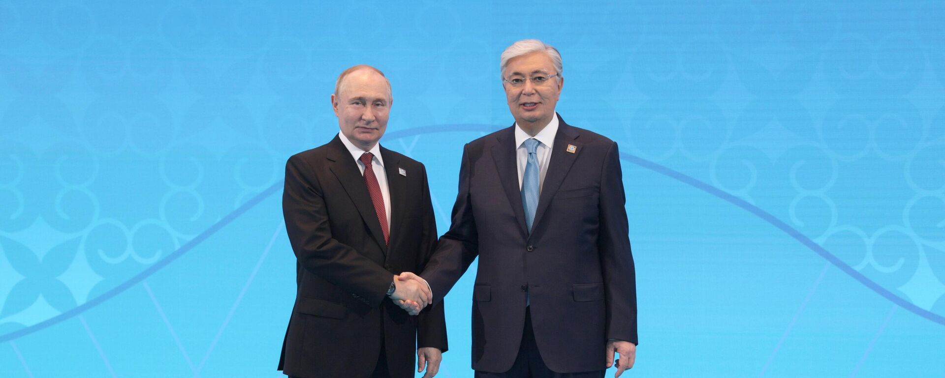 Russian President Vladimir Putin and Kazakh counterpart Kassym-Jomart Tokayev. File photo - Sputnik International, 1920, 27.11.2024