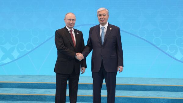 Russian President Vladimir Putin and Kazakh counterpart Kassym-Jomart Tokayev. File photo - Sputnik International