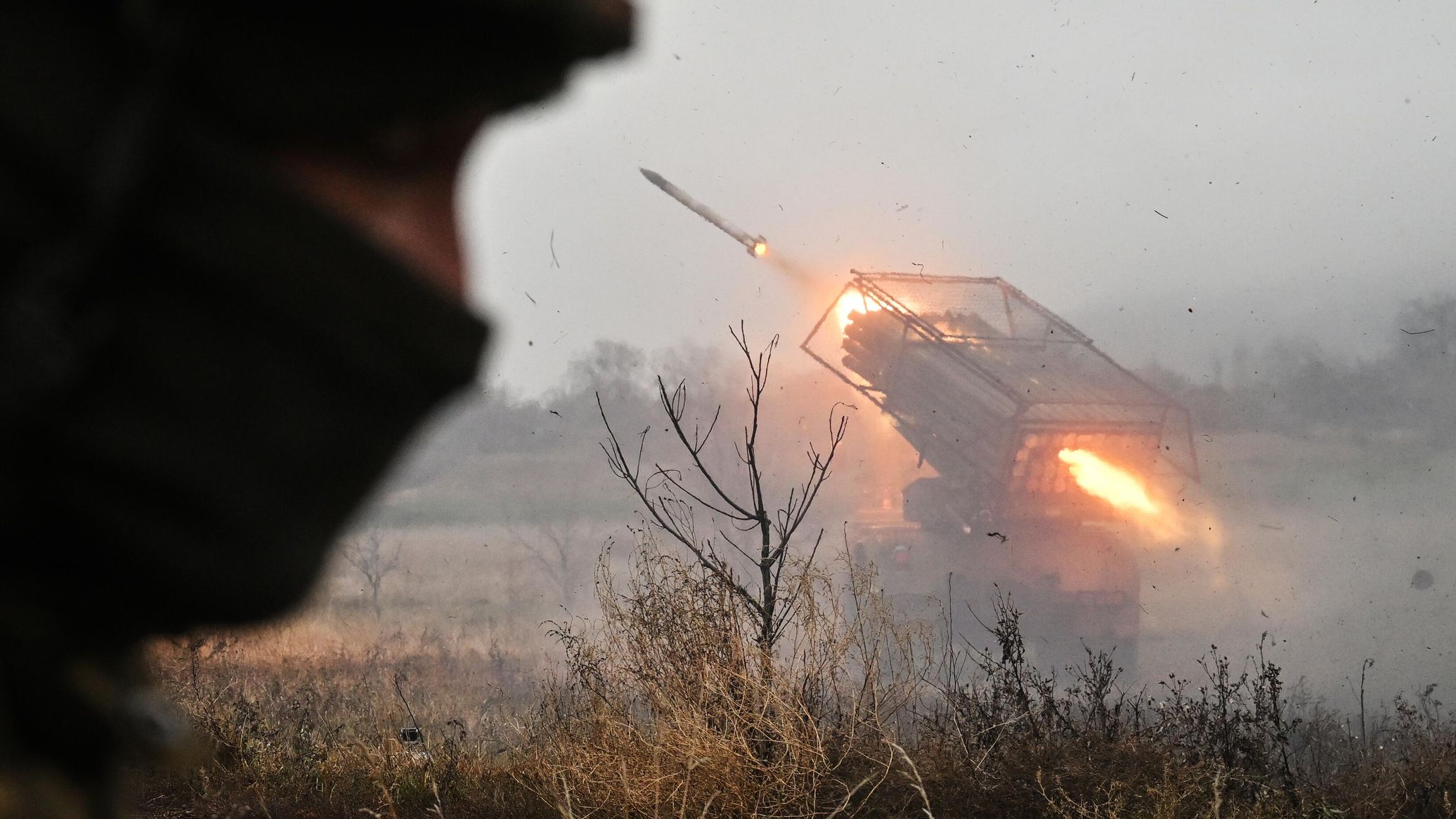 Russia Tightening the Noose on Ukraine’s NATO Supply Pipeline & Military Logistics - Expert