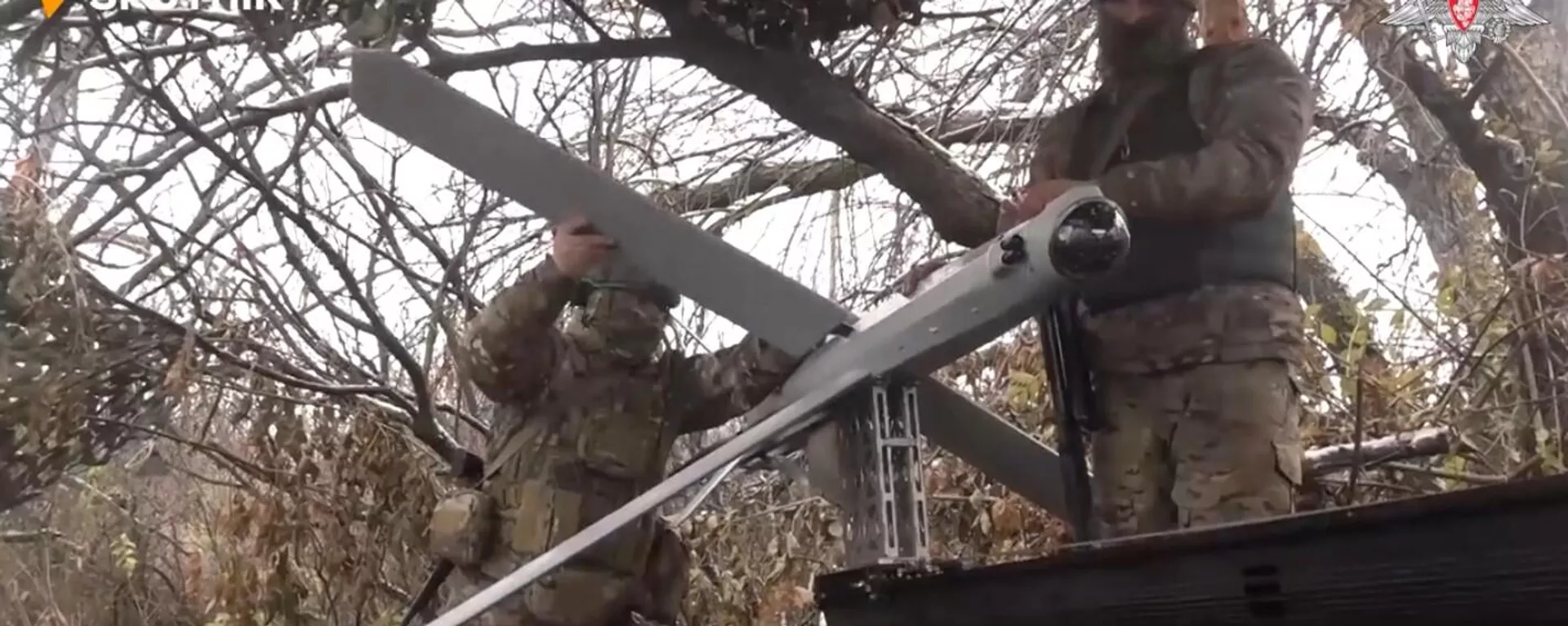 Troops from Russia's Zapad Battlegroup deployed Lancet drones to destroy Ukrainian military equipment and disrupt unit rotations - Sputnik International, 1920, 24.12.2024