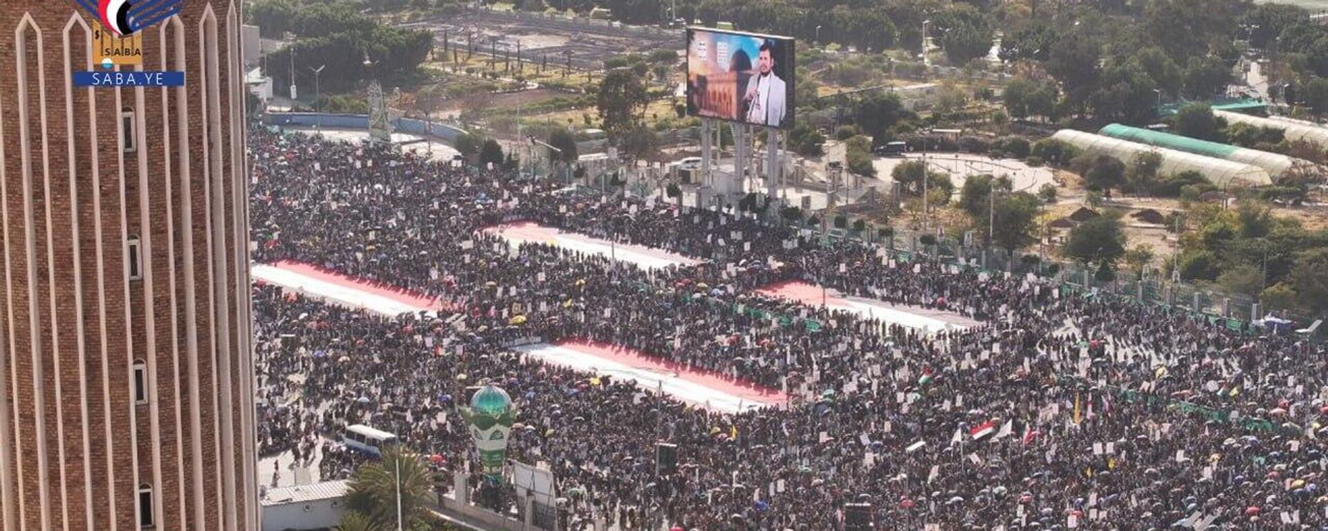 Hundreds of thousands gather in Sanaa, Yemen amid nation-wide rallies organized by the Houthis against Israel and the US, a day after massive Israeli airstrikes against Yemen. - Sputnik International, 1920, 27.12.2024