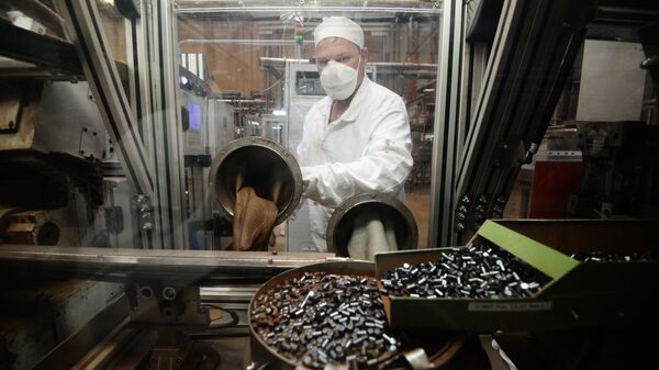 Manufacturing uranium dioxide pellets at the Novosibirsk Chemical Concentrates Factory. - Sputnik International