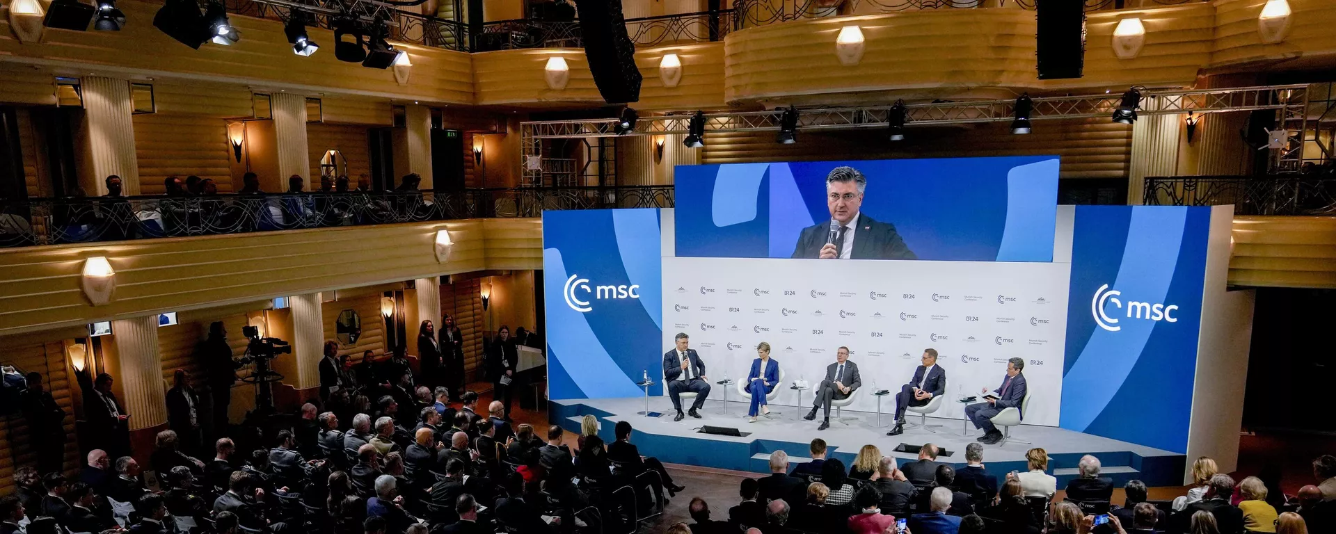 Andrej Plenkovic, Prime Minister, Republic of Croatia, Kristr˙n Mjoll Frostadottir, Prime Minister of Iceland, Alexander Stubb, President of Finland and Edgars Rinkevics, President of Latvia, from left, speak as part of a panel discussion during the Munich Security Conference at the Bayerischer Hof Hotel in Munich, Germany, Sunday, Feb. 16, 2025. - Sputnik International, 1920, 17.02.2025