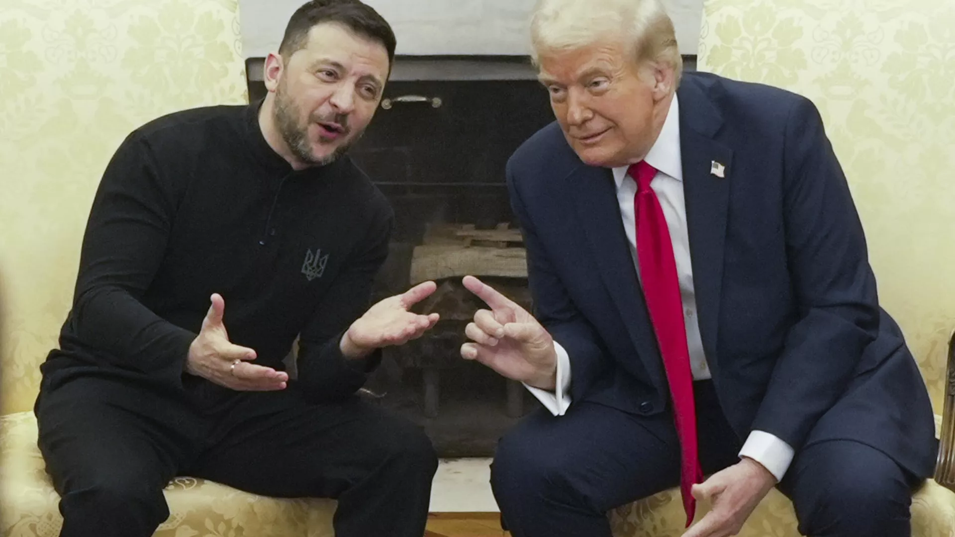 President Donald Trump, right, meets with Ukraine's Volodymyr Zelensky in the Oval Office at the White House, Friday, Feb. 28, 2025, in Washington.  - Sputnik International, 1920, 03.03.2025