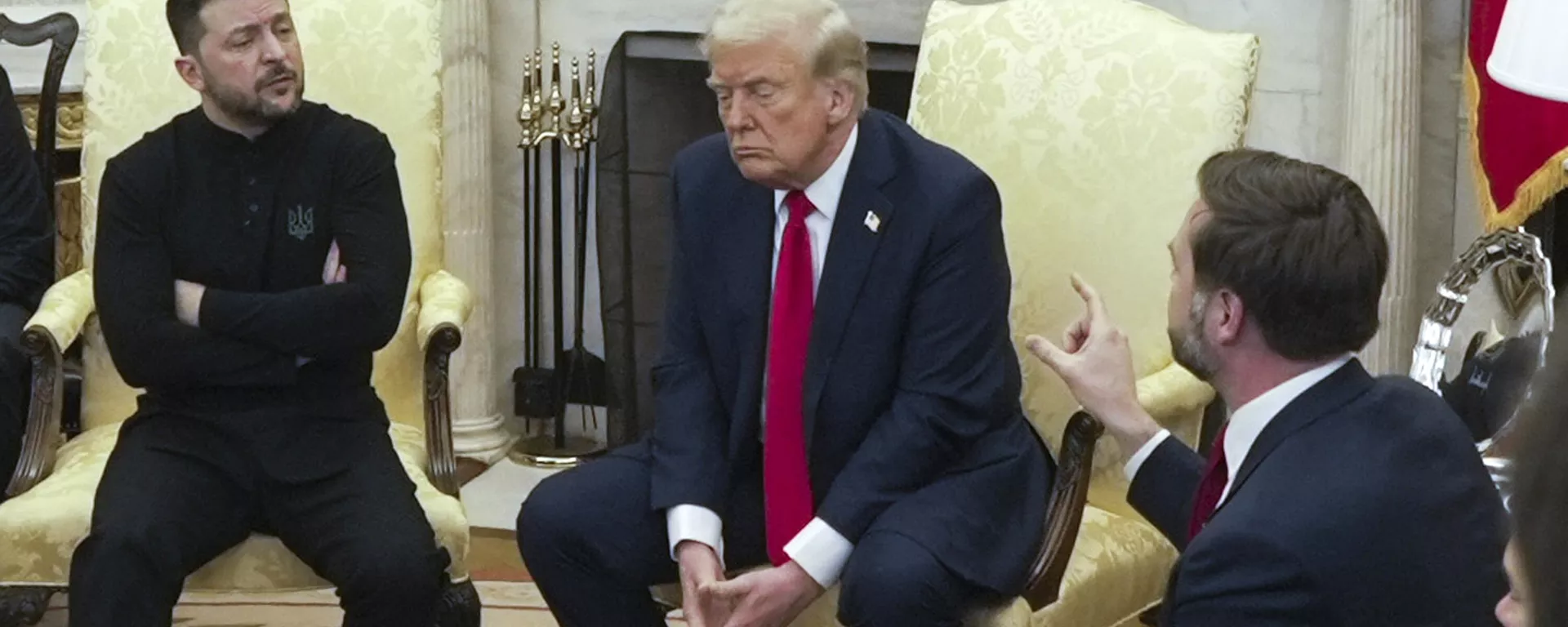 Vice President JD Vance, right, speaks with Ukraine's Volodymyr Zelensky, left, as President Donald Trump listens in the Oval Office at the White House, Friday, Feb. 28, 2025, in Washington.  - Sputnik International, 1920, 03.03.2025