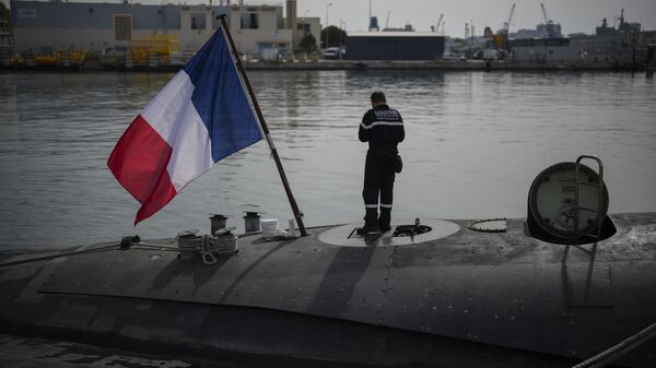 File photo. A sailor prepares a French Rubis-class submarine at the Toulon naval base in southern France, Monday, April 15, 2024. The nuclear powered submarine will be guarding France's Charles de Gaulle aircraft carrier during training exercises dubbed Neptune Strike in the Mediterranean. - Sputnik International