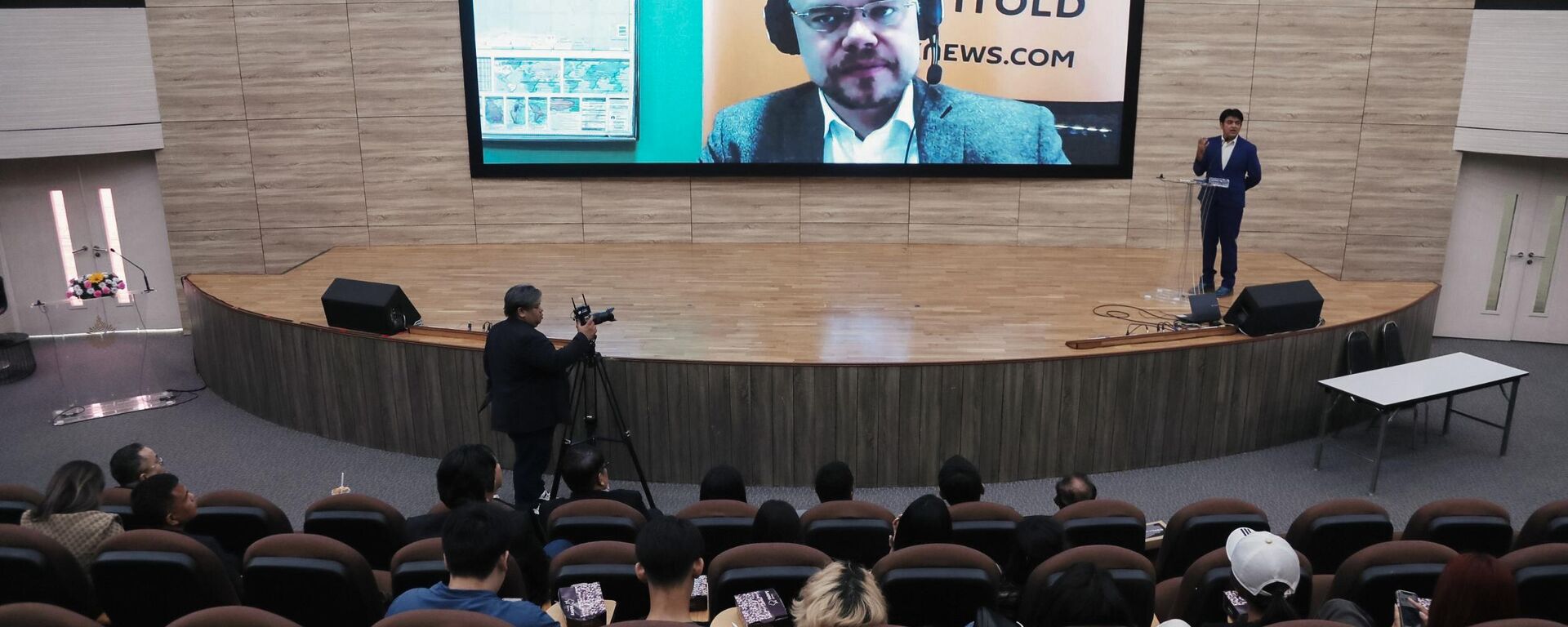 SputnikPro session for Thai students - Sputnik International, 1920, 17.03.2025