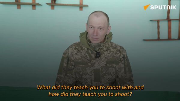 Ukrainian militant taken captive - Sputnik International