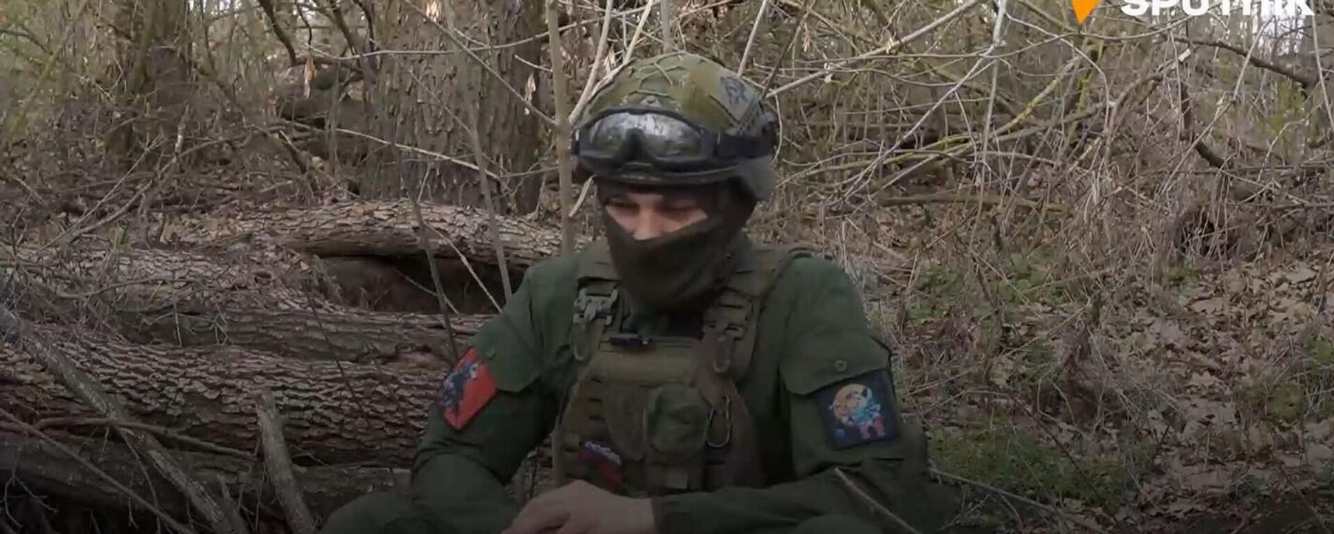 Russian operators adjust UAVs in seconds to combat Ukrainian FPV drones - Sputnik International, 1920, 02.04.2025