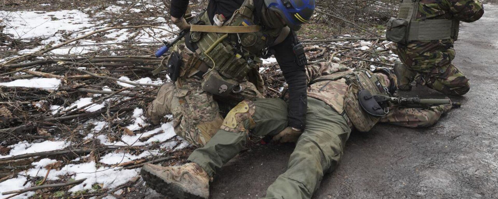 Ukrainian soldiers in Kharkiv region, Ukraine, on Thursday, Feb. 29, 2024.  - Sputnik International, 1920, 07.04.2025