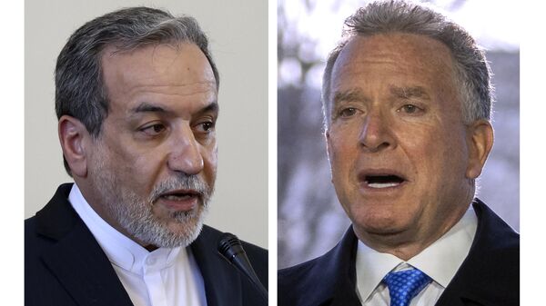 This combo shows Iranian Foreign Minister Abbas Araghchi, left, pictured in Tehran, Iran, Tuesday, Feb. 25, 2025 and Steve Witkoff, right, White House special envoy, pictured in Washington, Wednesday, March 19, 2025 - Sputnik International