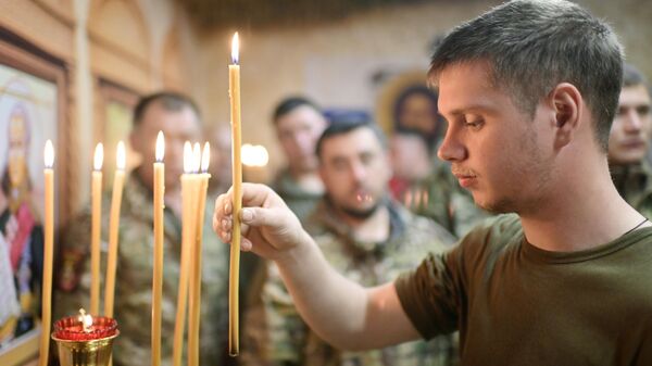 Easter service in a dugout church in the Zaporozhye region - Sputnik International