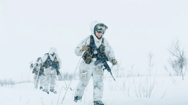Norwegian soliders training in Arctic conditions. - Sputnik International