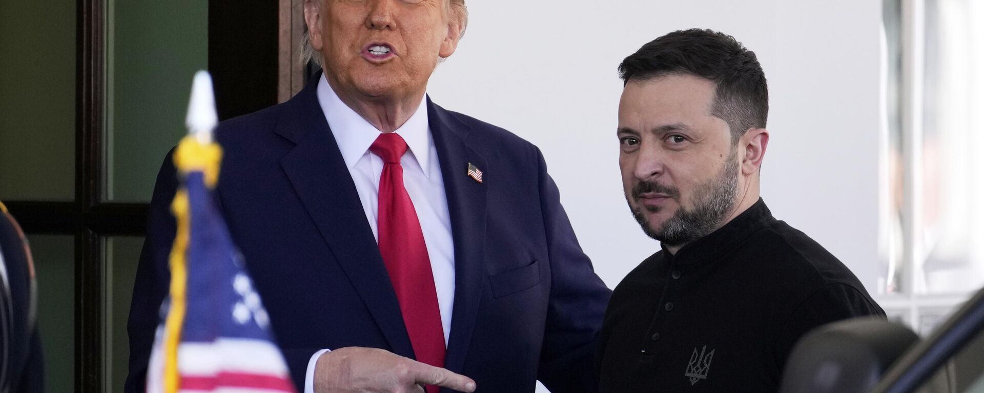 President Donald Trump welcomes Ukraine's Volodymyr Zelensky at the White House in Washington, Friday, Feb. 28, 2025.  - Sputnik International, 1920, 07.06.2025