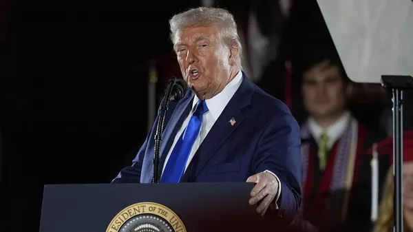 President Donald Trump gives a commencement address at the University of Alabama, Thursday, May 1, 2025, in Tuscaloosa, Ala - Sputnik International