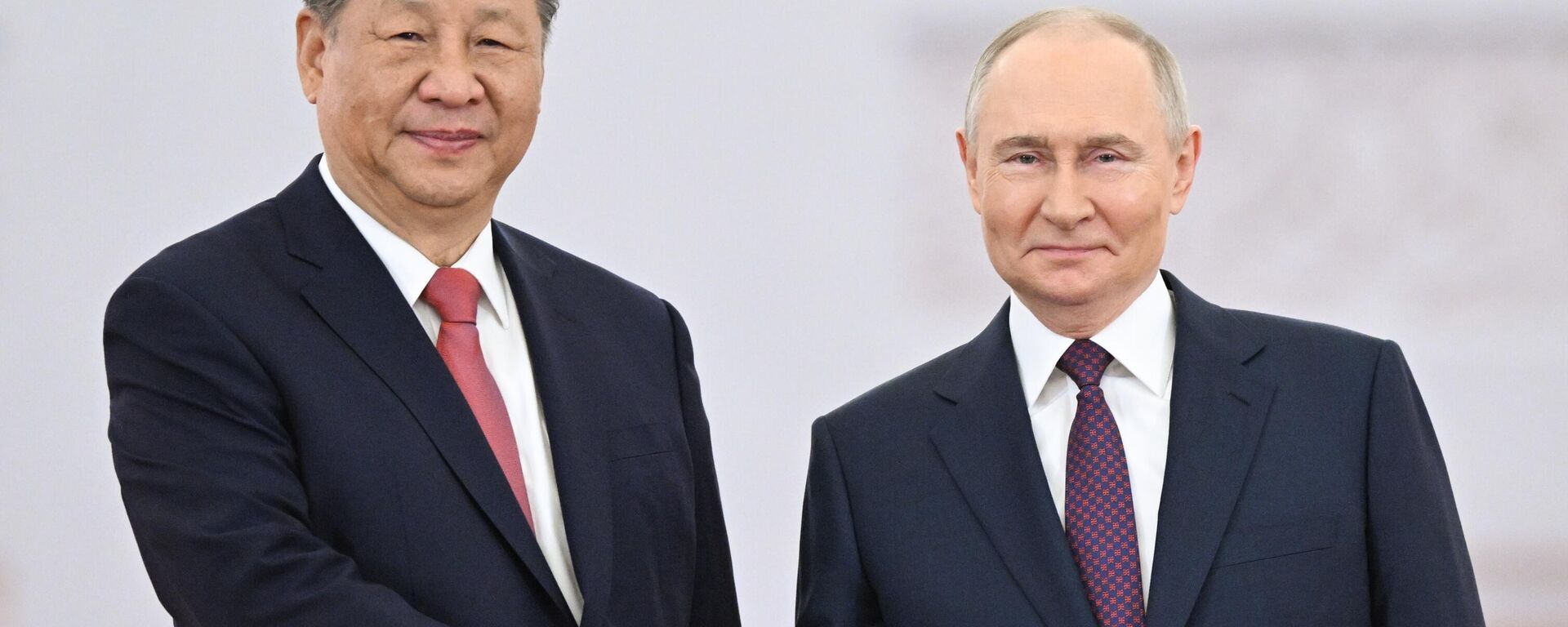 Vladimir Putin and Xi Jinping - Sputnik International, 1920, 04.02.2026