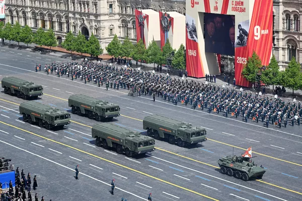 Iskander-M operational-tactical missile systems on Red Square in Moscow during the military parade dedicated to the 80th anniversary of Victory in the Great Patriotic War. - Sputnik International