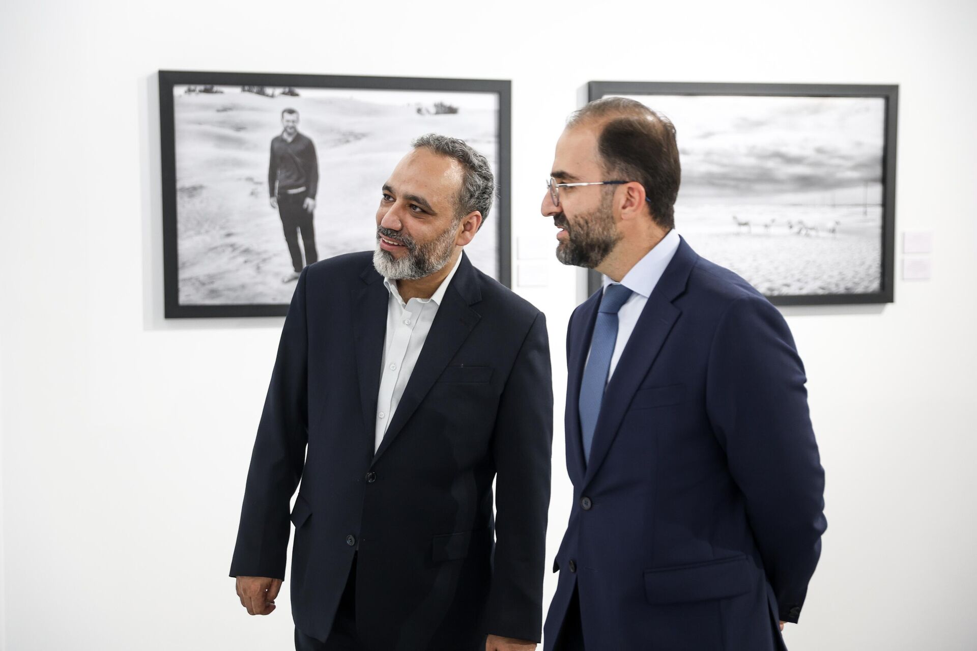 Exhibition of Andrey Stenin Contest laureates was attended by Mehr CEO Mohammad Mehdi Rahmati and Rafael Gevorkyan, the Chargé d’Affaires of Russia in Iran - Sputnik International, 1920, 15.05.2025