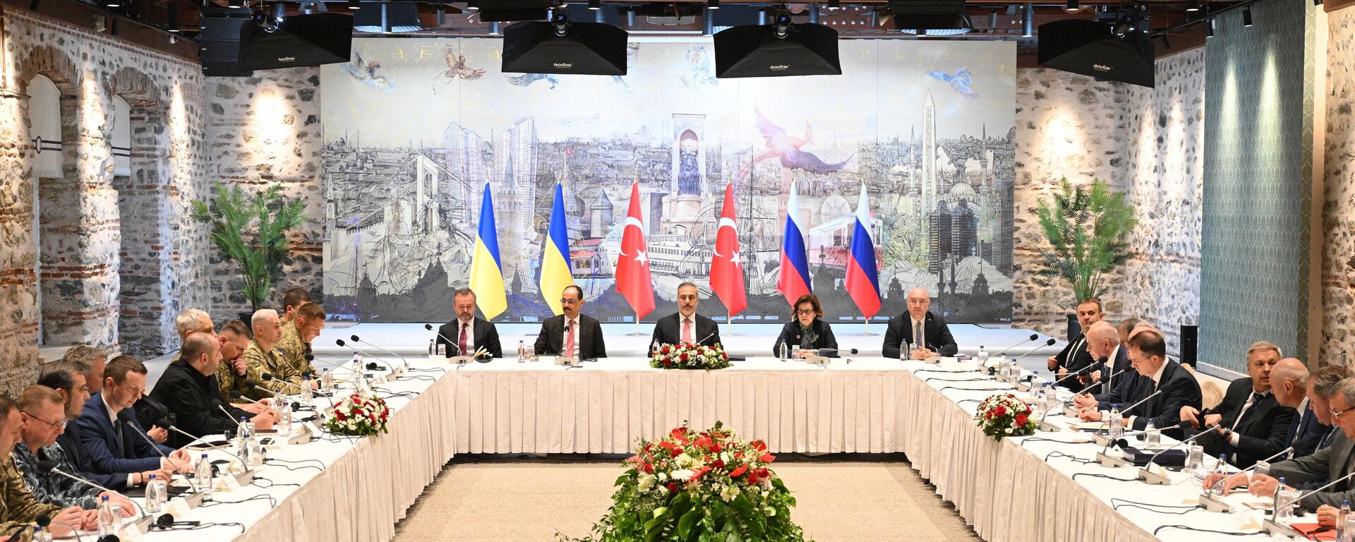 Russia-Ukraine negotiations in Istanbul. May 16, 2025 - Sputnik International, 1920, 30.05.2025