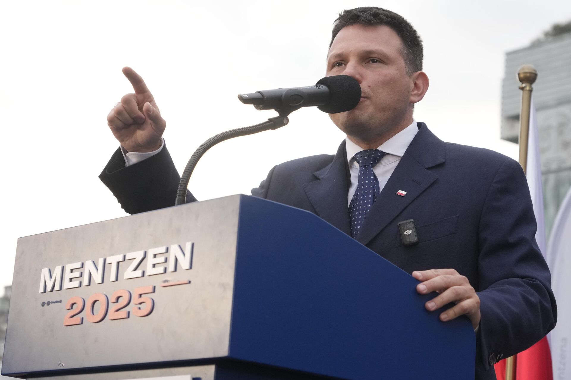 Right-wing Confederation party's presidential candidate Sławomir Mentzen. Right-wing Confederation party's presidential candidate Sławomir Mentzen. - Sputnik International, 1920, 19.05.2025