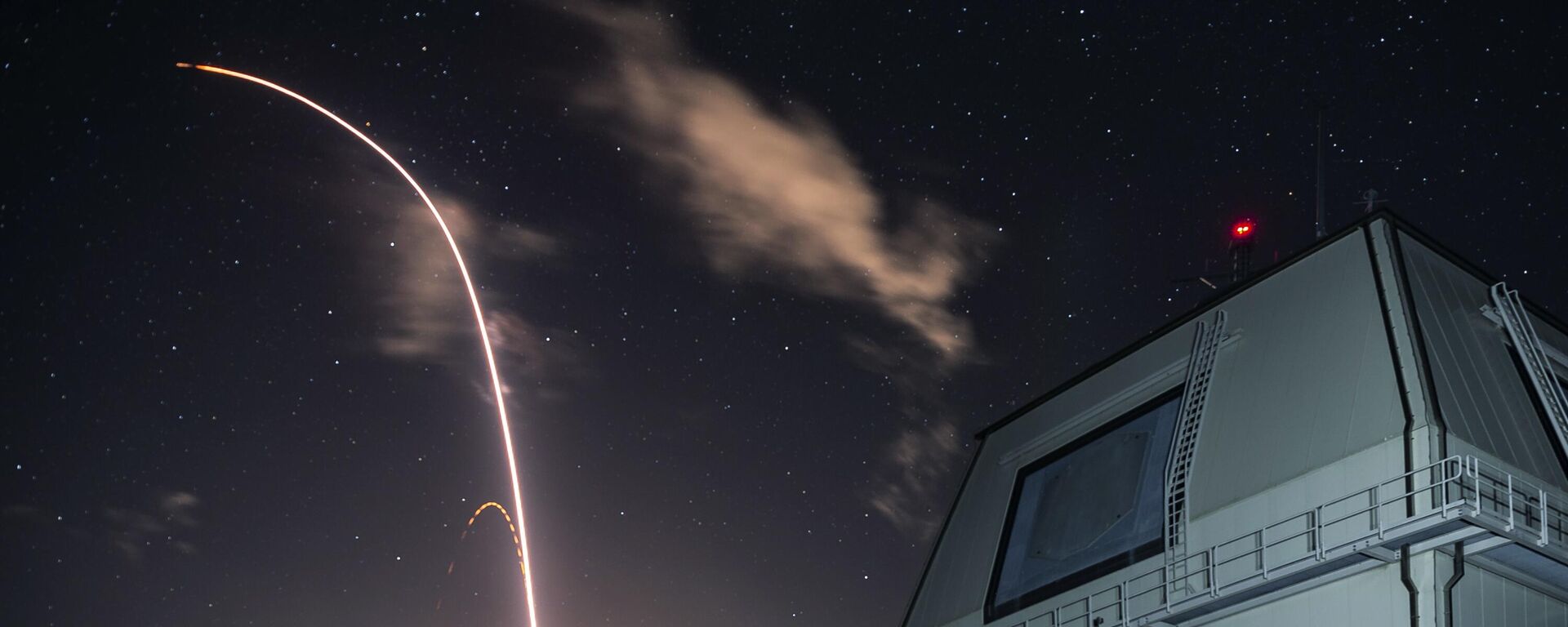 This Monday, Dec. 10, 2018 photo provided by the US Missile Defense Agency (MDA) shows the launch of the U.S. military's land-based Aegis missile defense testing system. - Sputnik International, 1920, 21.05.2025