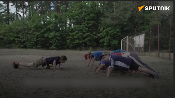 Zele-Jugend: Ukrainian Children Get Turned Into Neo-Nazi Goons - Sputnik International