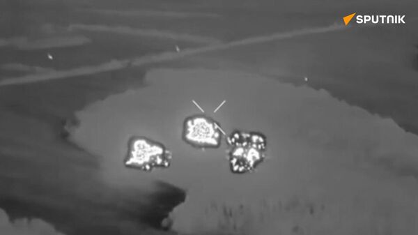 Russia's Ministry of Defense publishes footage from Stroyevka in the Kharkov region - Sputnik International