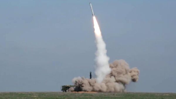 A combat launch of a missile from the Iskander-M complex - Sputnik International