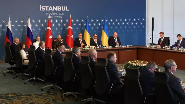 Direct negotiations between the delegations of Russia and Ukraine at the Ciragan Palace in Istanbul. - Sputnik International