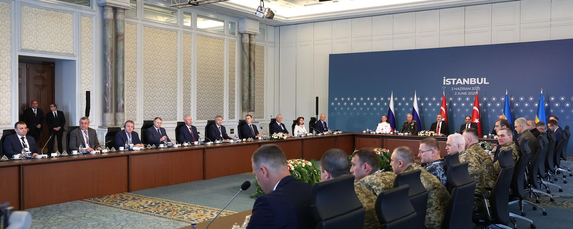 Russia-Ukraine talks in Istanbul, round 2 - Sputnik International, 1920, 02.06.2025