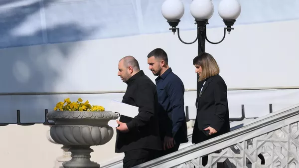 Ukrainian Defense Minister Rustem Umerov (left) after the end of direct talks between the delegations of Russia and Ukraine near the Ciragan Palace in Istanbul. - Sputnik International