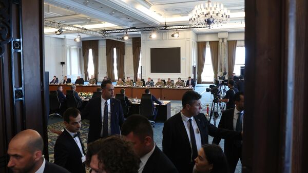 Members of delegations attend a second round of direct talks between Russia and Ukraine at the Ciragan Palace in Istanbul, Turkiye. - Sputnik International
