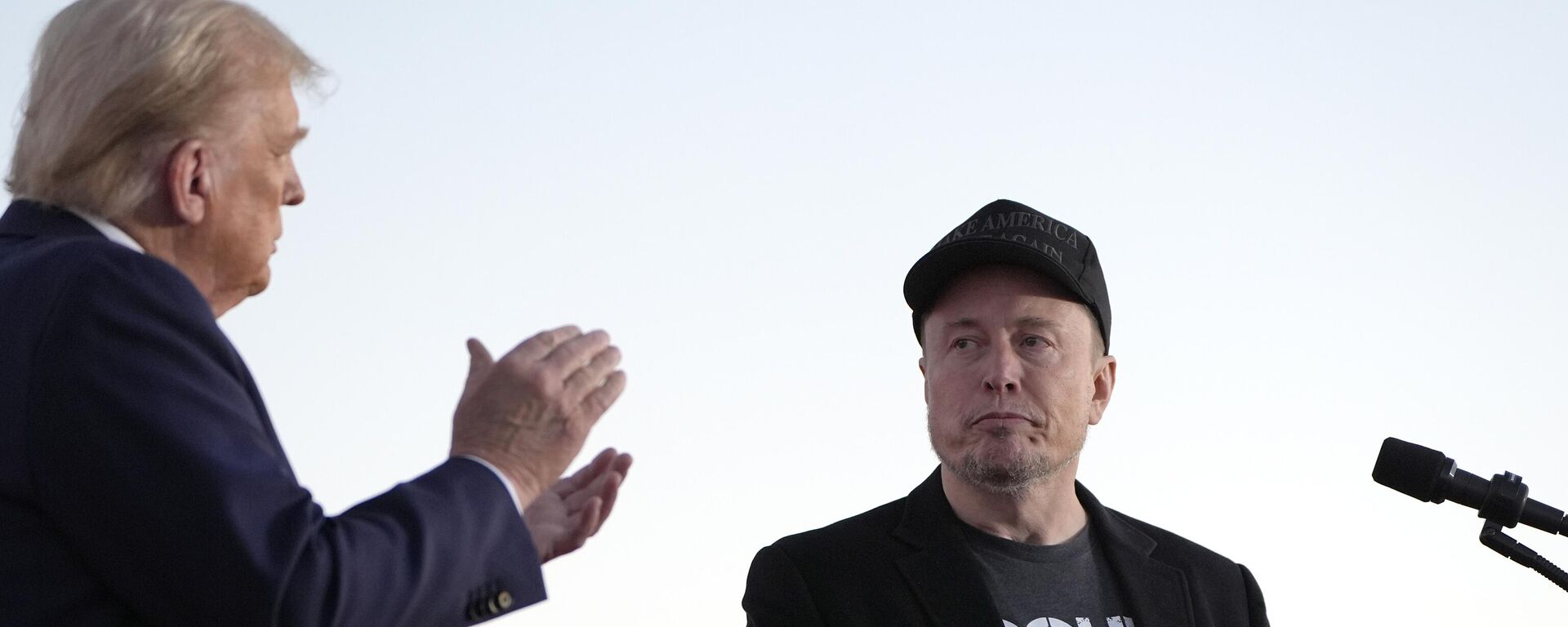 Donald Trump and Elon Musk - Sputnik International, 1920, 08.06.2025