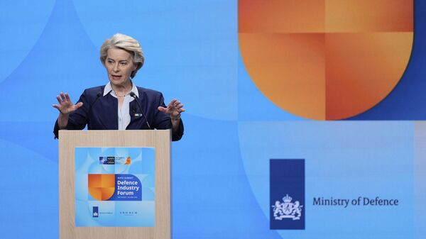 European Commission President Ursula von der Leyen addresses the audience during the NATO defense forum on the sidelines of the NATO summit in The Hague, Netherlands, Tuesday, June 24, 2025.  - Sputnik International