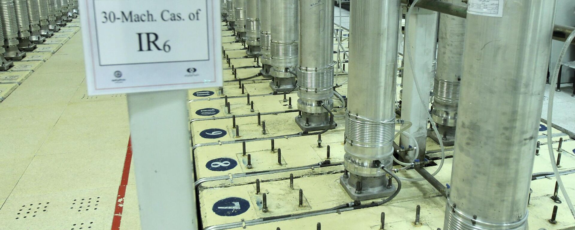 This photo released Nov. 5, 2019, by the Atomic Energy Organization of Iran shows centrifuge machines in Natanz uranium enrichment facility near Natanz, Iran.  - Sputnik International, 1920, 26.06.2025