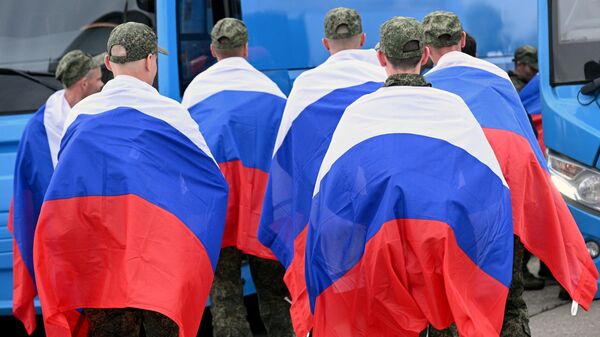 Russian prisoners of war swapped as part of an agreement between Russia and Ukraine reached during peace talks on June 2 in Istanbul  - Sputnik International