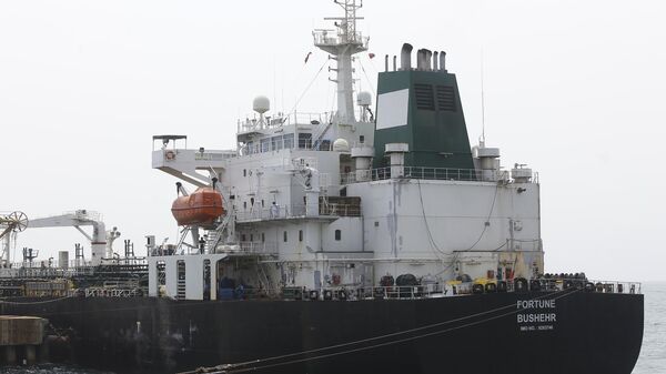 Iranian oil tanker Fortune is anchored at the dock of the El Palito refinery near Puerto Cabello, Venezuela, Monday, May 25, 2020.  - Sputnik International