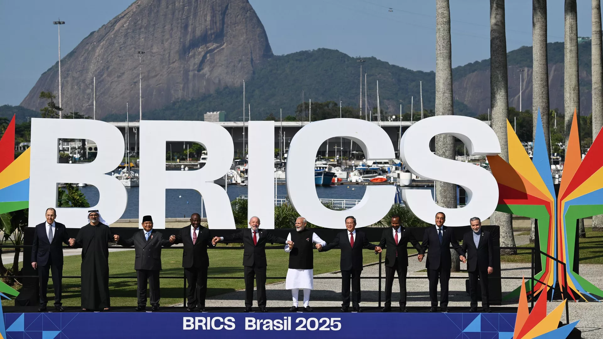 1122405454_0:254:3190:2048_1920x0_80_0_0_18b574a25f49dca296014fb9d5fb852d.jpg