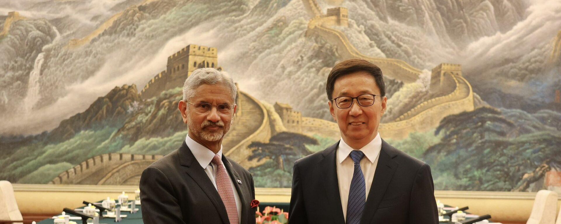 EAM Jaishankar meets with Chinese Vice President Han Zheng in Beijing - Sputnik International, 1920, 14.07.2025