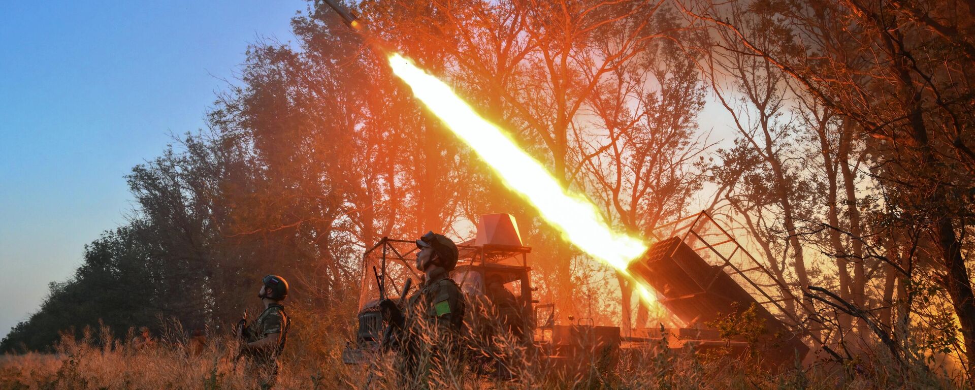 MLRS Grad in combat action - Sputnik International, 1920, 26.07.2025