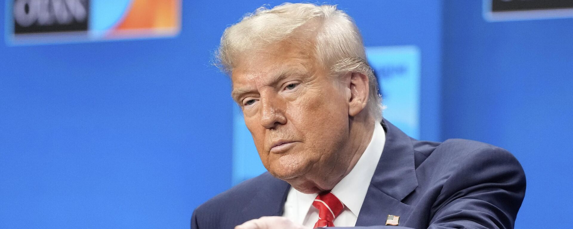 President Donald Trump gestures during a press conference after the plenary session at the NATO summit in The Hague President Donald Trump gestures during a press conference after the plenary session at the NATO summit in The Hague - Sputnik International, 1920, 11.10.2025